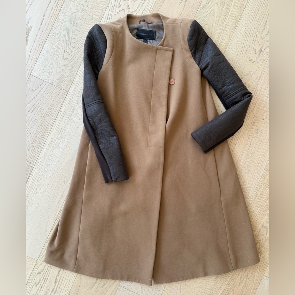 BCBGMaxAzria Tan and Brown Cape Coat